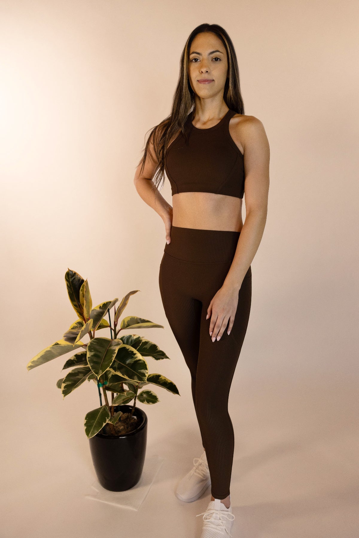 Brown ribbed women's workout set